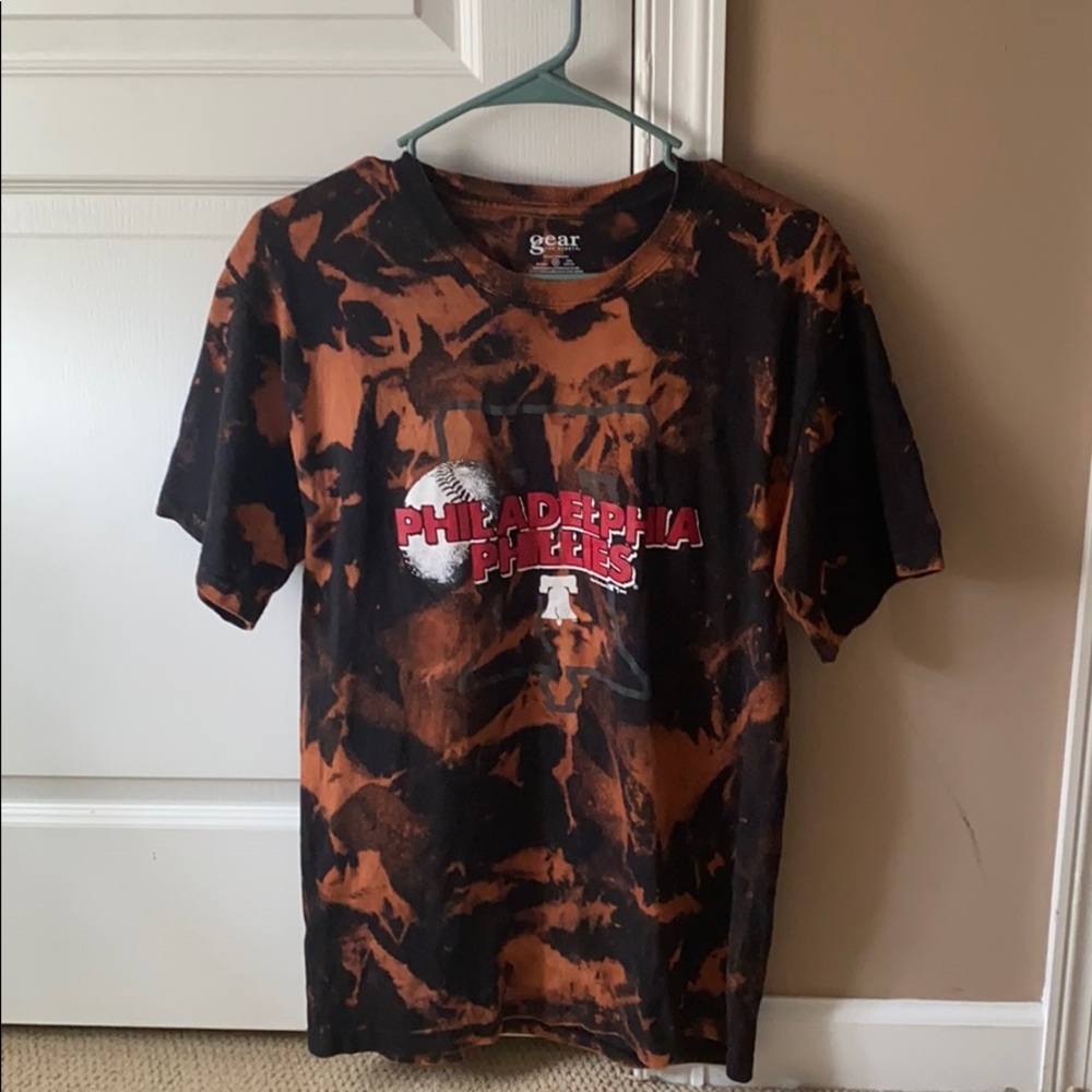 Vintage acid wash Phillies shirt
